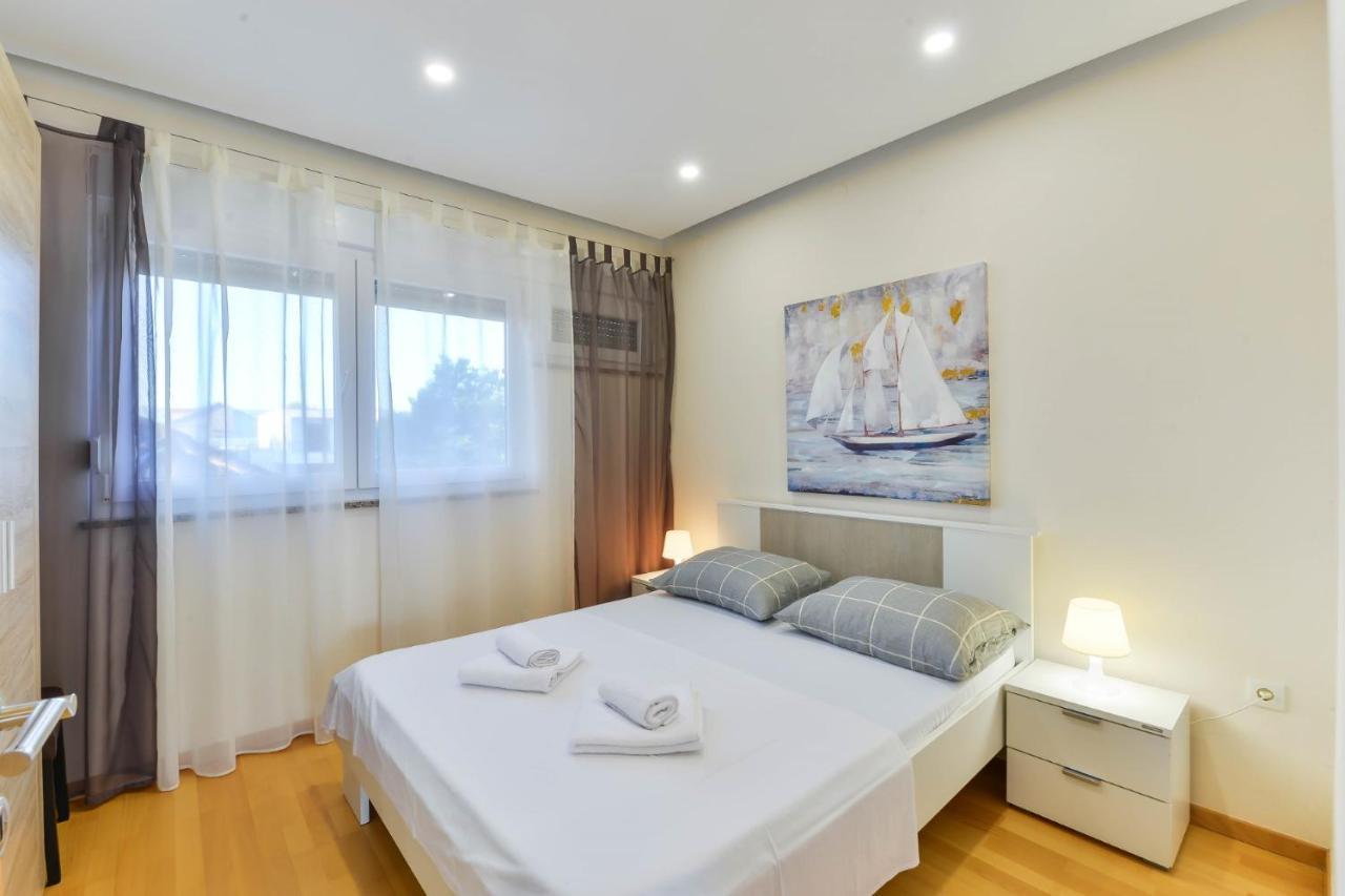 Modern Apartments Punta With Sea View- By Ta Leut Agency Privlaka  Ngoại thất bức ảnh