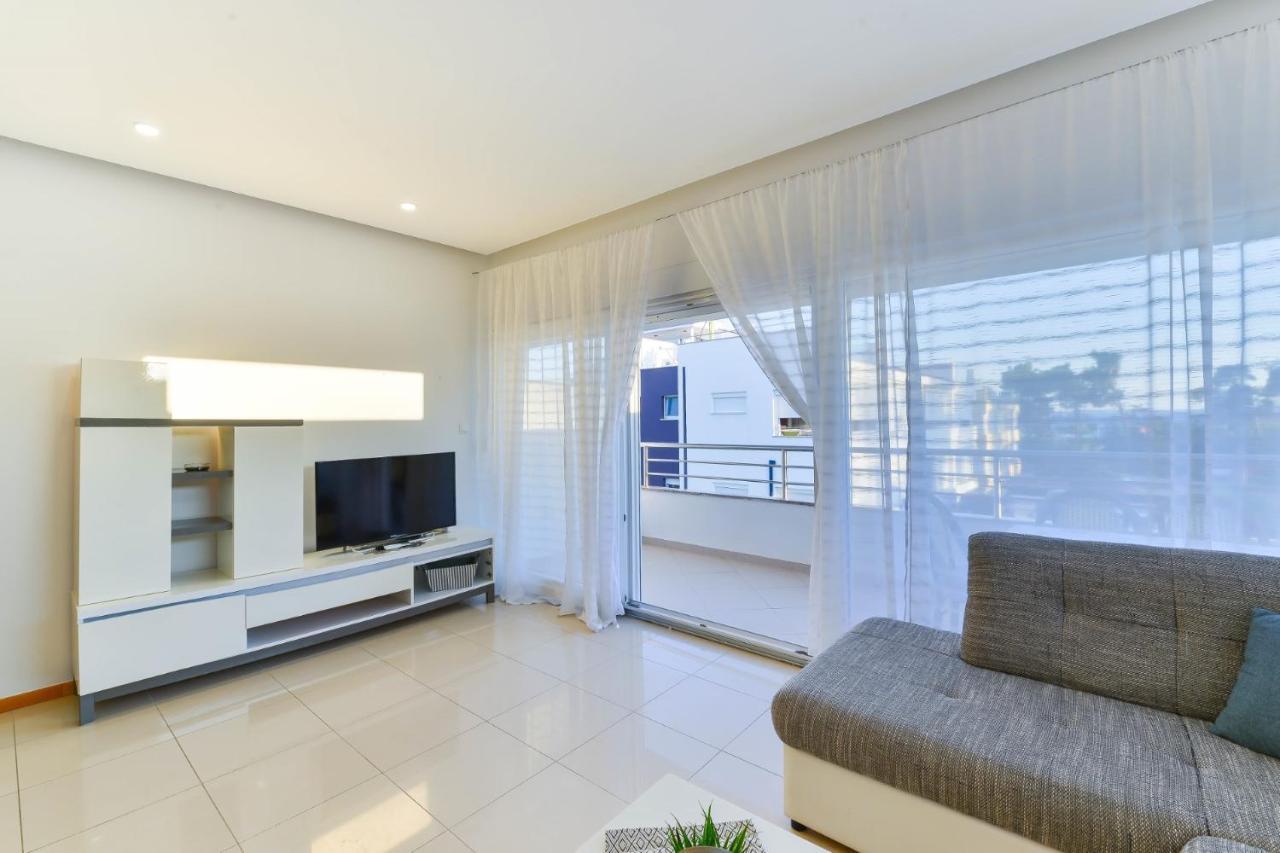 Modern Apartments Punta With Sea View- By Ta Leut Agency Privlaka  Ngoại thất bức ảnh