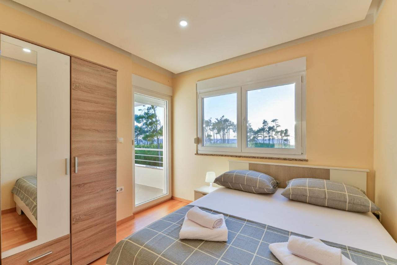 Modern Apartments Punta With Sea View- By Ta Leut Agency Privlaka  Ngoại thất bức ảnh
